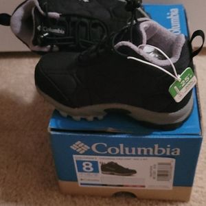 Columbia size 8 black